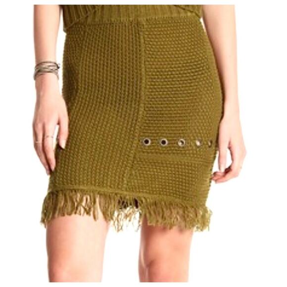 Moon River Anthropologie Knit Fringe Grommet Skirt, Olive Green, Size M, NWT - Picture 1 of 8